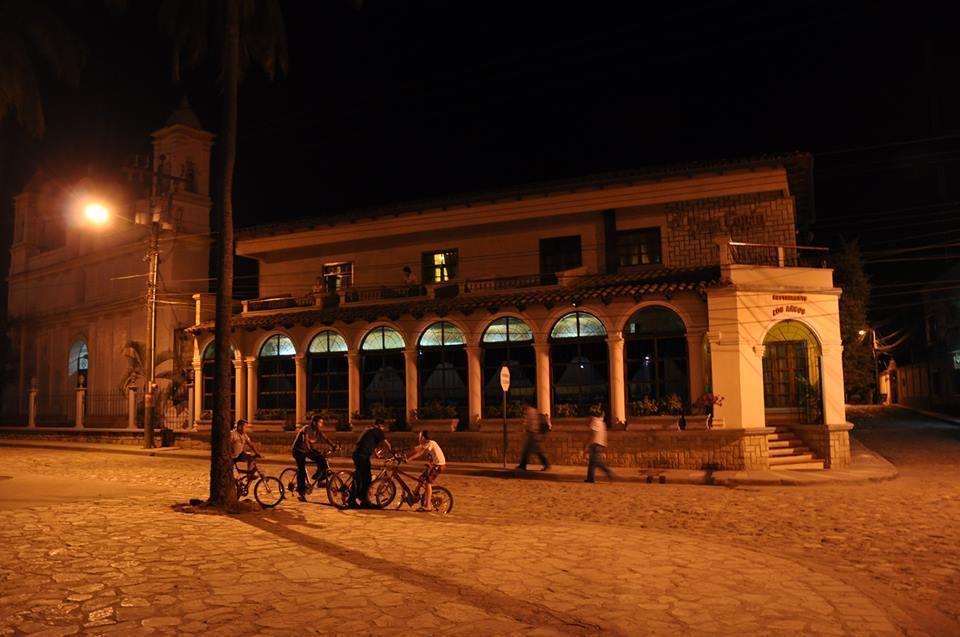 Hotel Plaza Copan Exterior photo